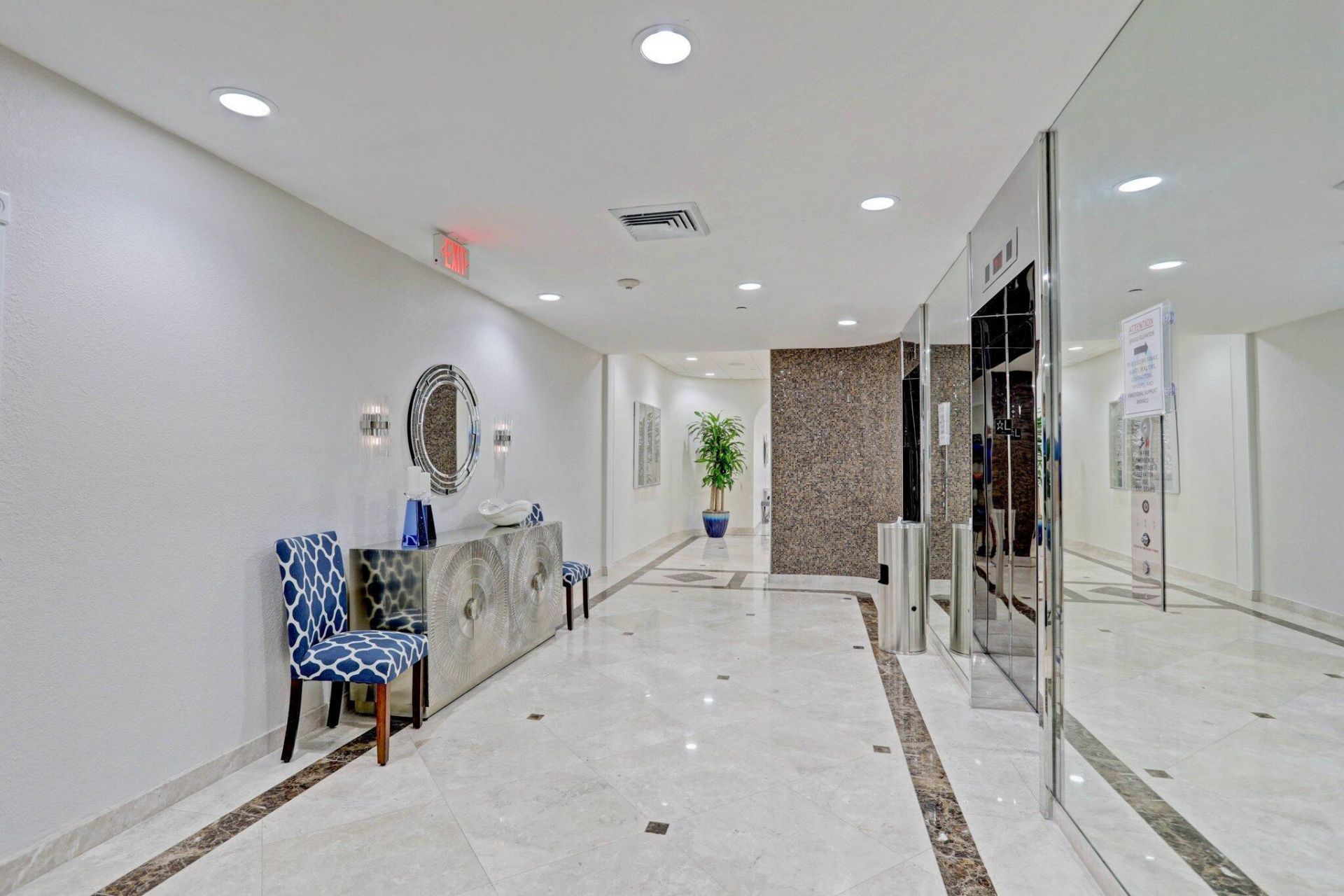 5380 N Ocean Drive, Unit 17e, Singer Island, FL 33404 Photo