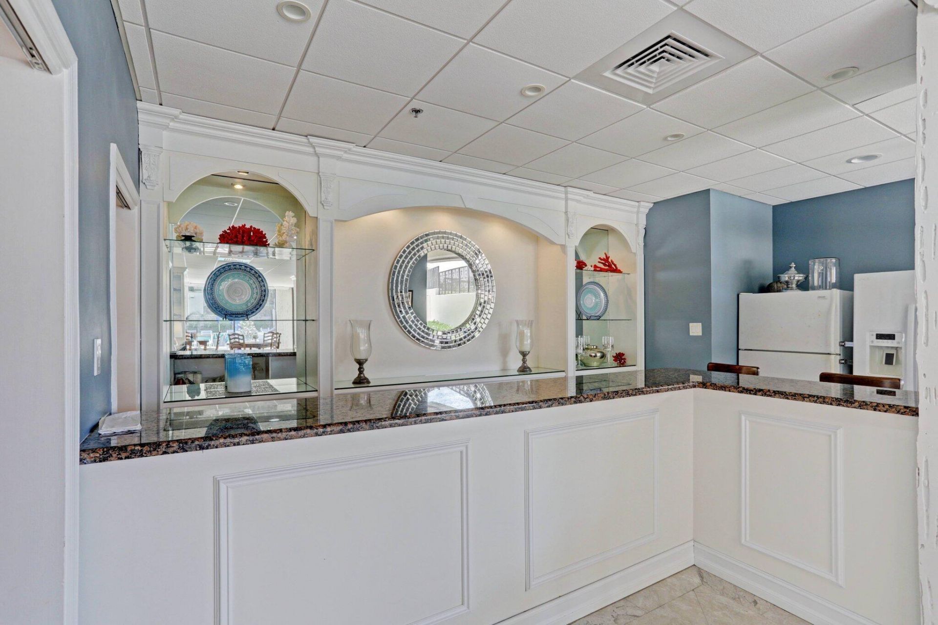 5380 N Ocean Drive, Unit 17e, Singer Island, FL 33404 Photo