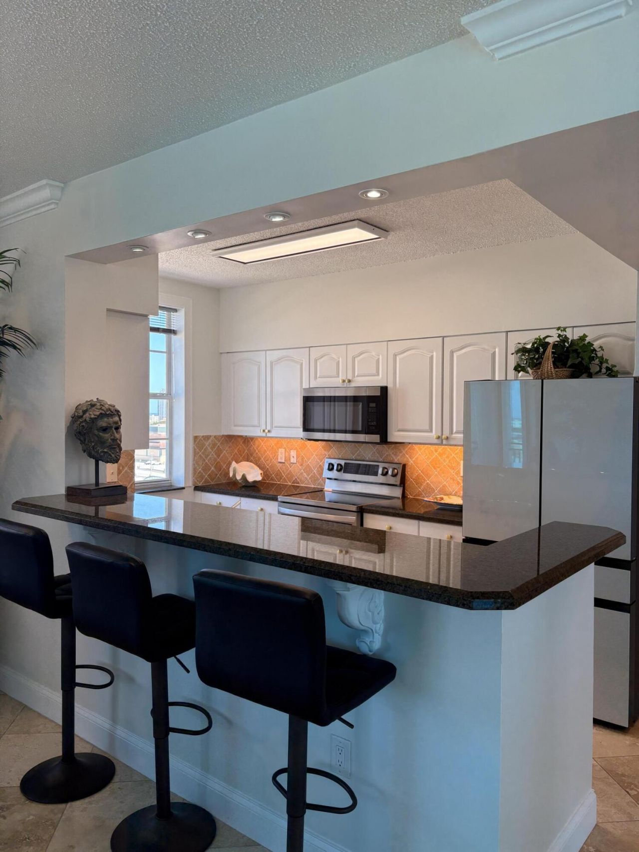 616 Clearwater Park Road, Unit 1202, West Palm Beach, FL 33401 Photo