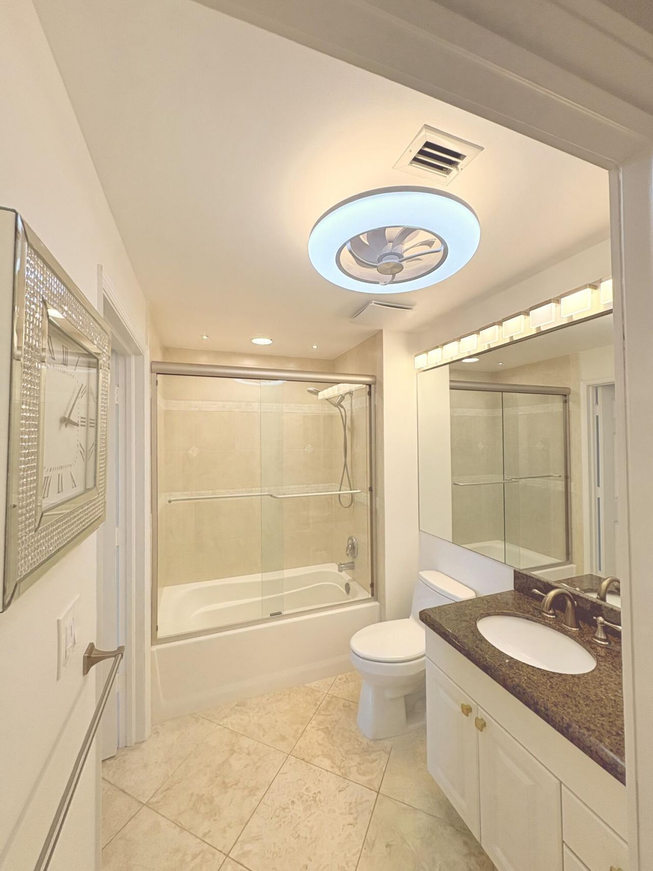 616 Clearwater Park Road, Unit 1202, West Palm Beach, FL 33401 Photo