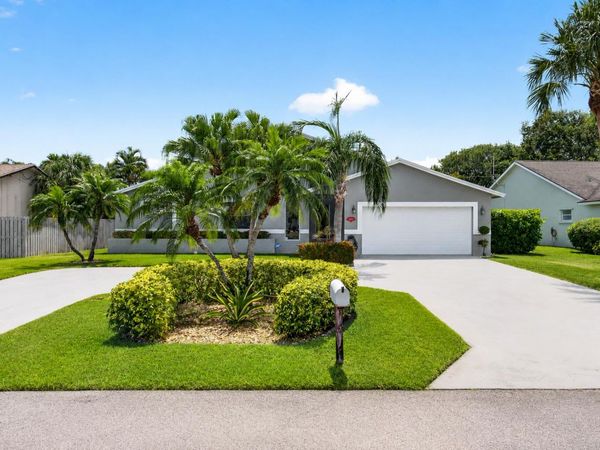 3001 Eagle Drive, Delray Beach, FL 33444