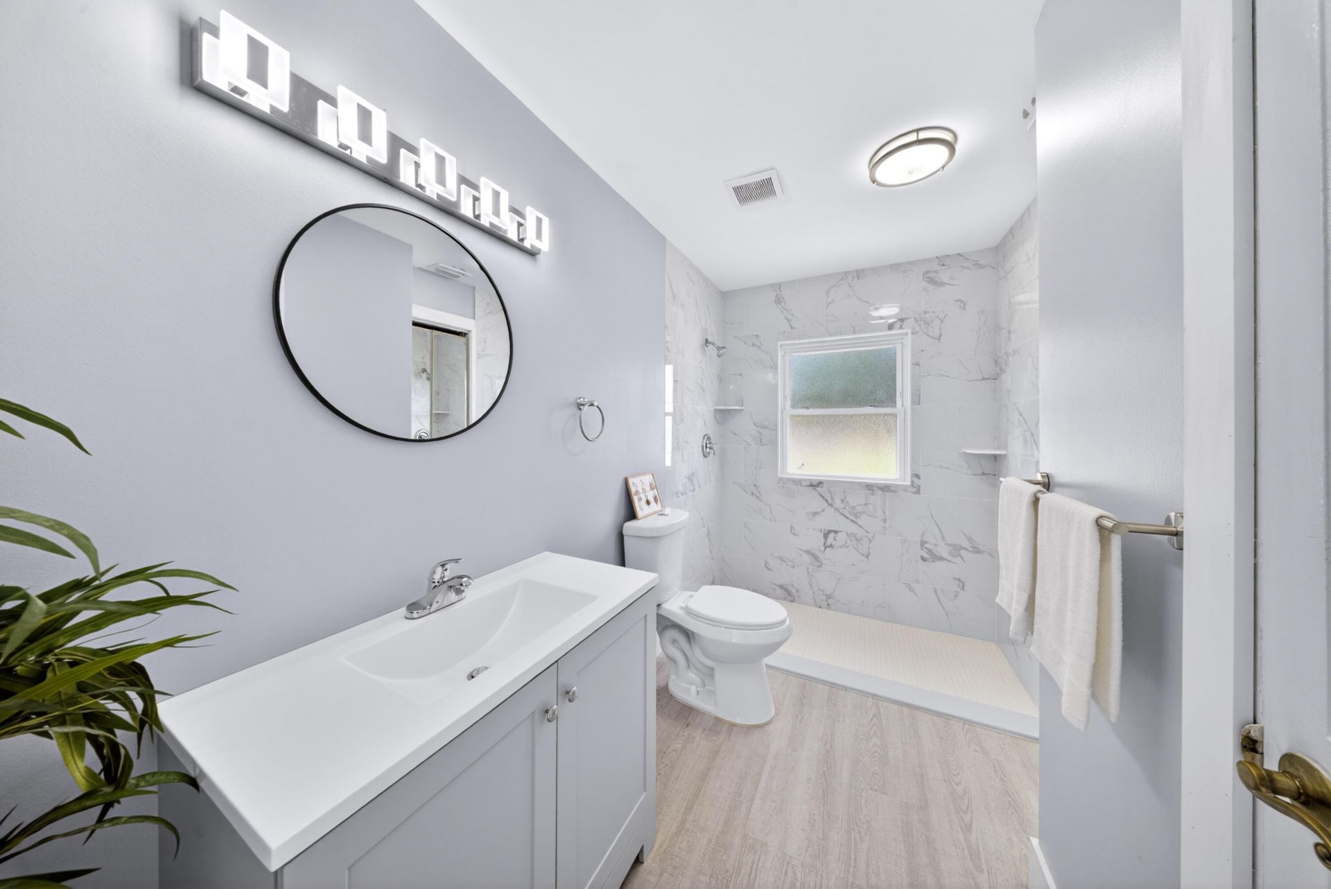 662 SE Essex Drive, Port Saint Lucie, FL 34984 Photo