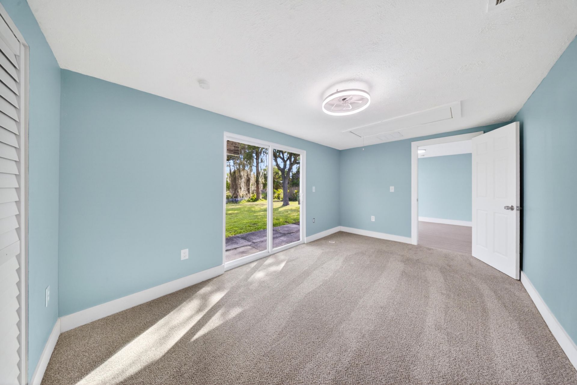 662 SE Essex Drive, Port Saint Lucie, FL 34984 Photo