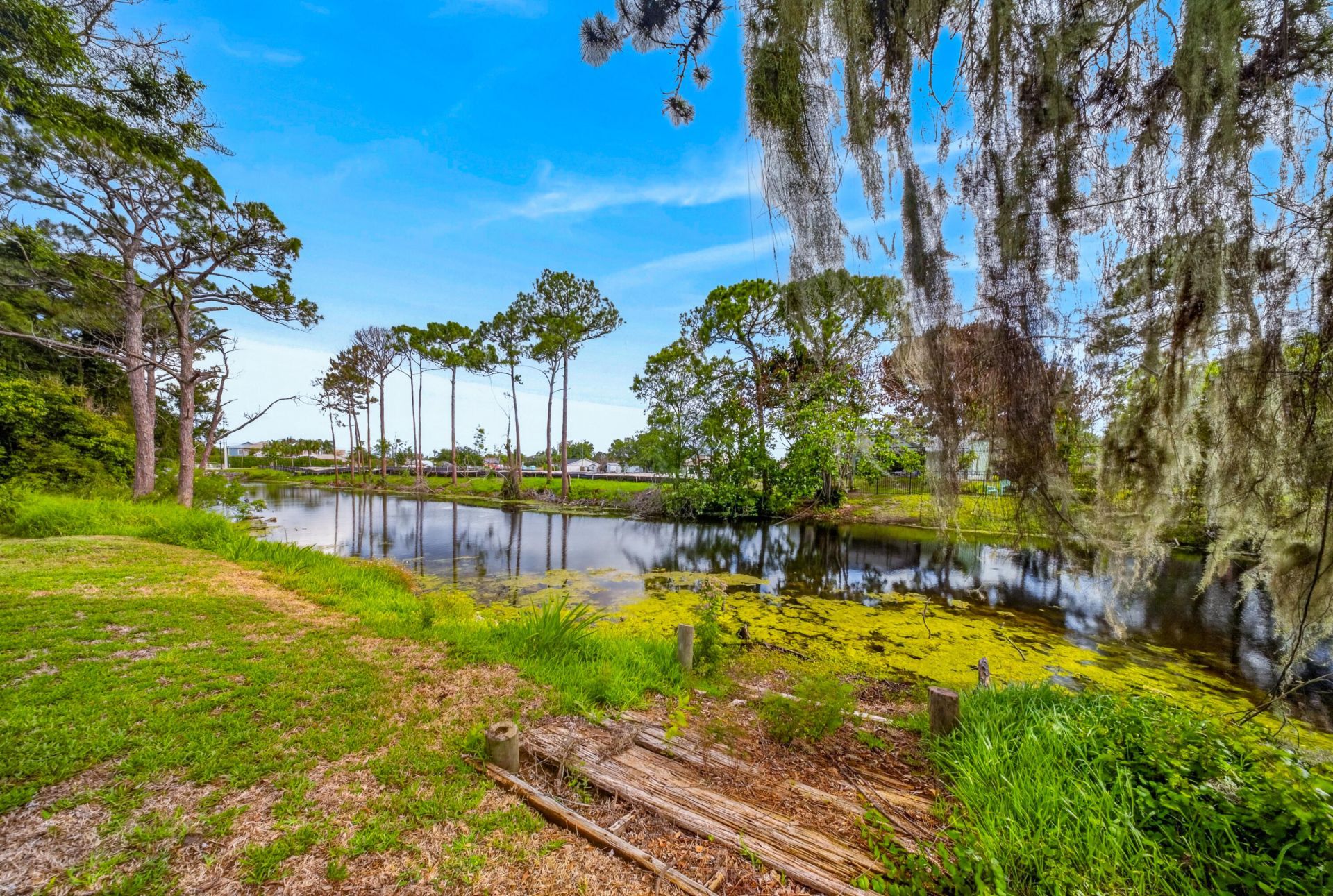 662 SE Essex Drive, Port Saint Lucie, FL 34984 Photo