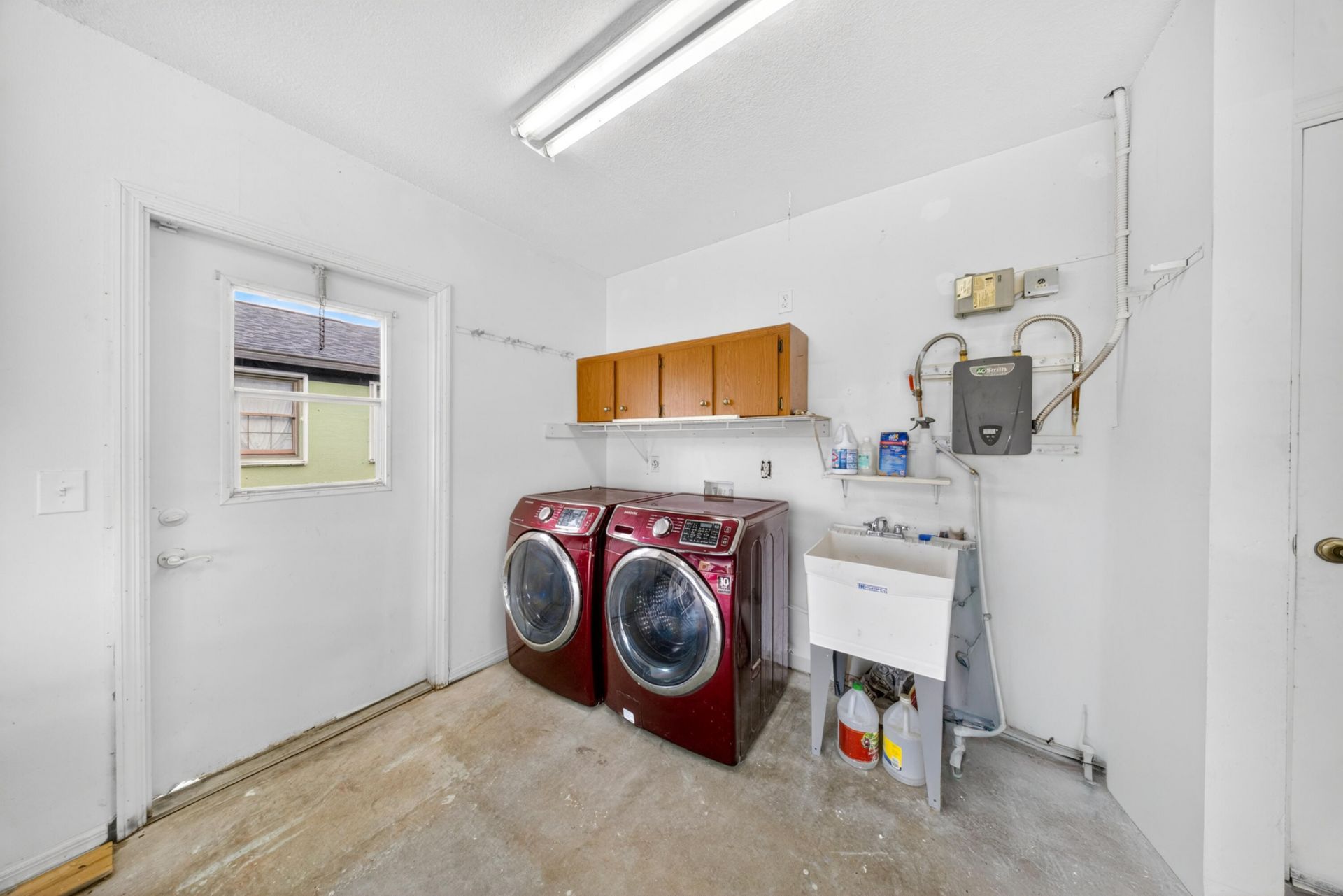 662 SE Essex Drive, Port Saint Lucie, FL 34984 Photo