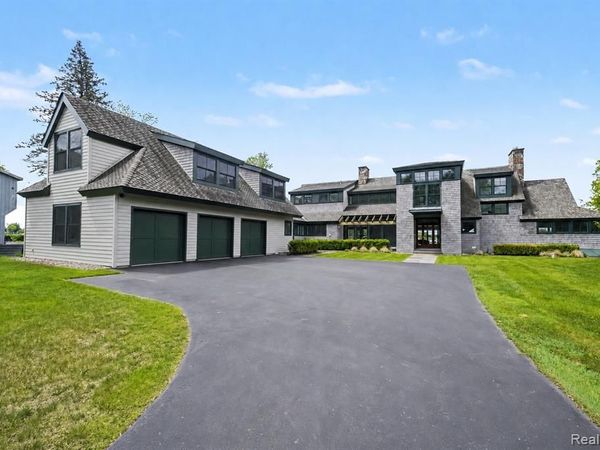 12410 Woodhull Landing, Fenton Twp, MI 48430