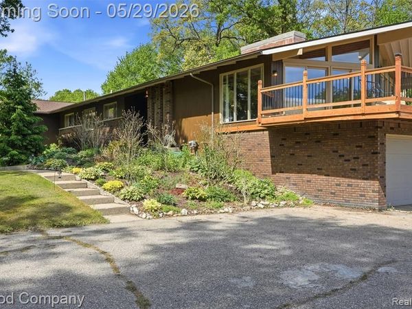 5130 Seymour Lake Road, Brandon Twp, MI 48371