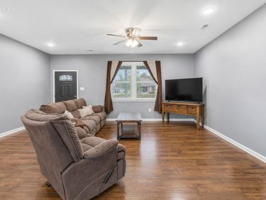 24 Brook Way, Waynesburg, KY 40489