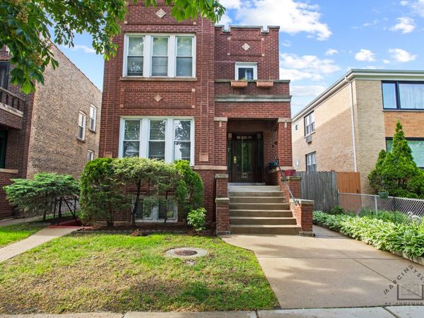 5041 W Agatite Avenue, Chicago, IL 60630