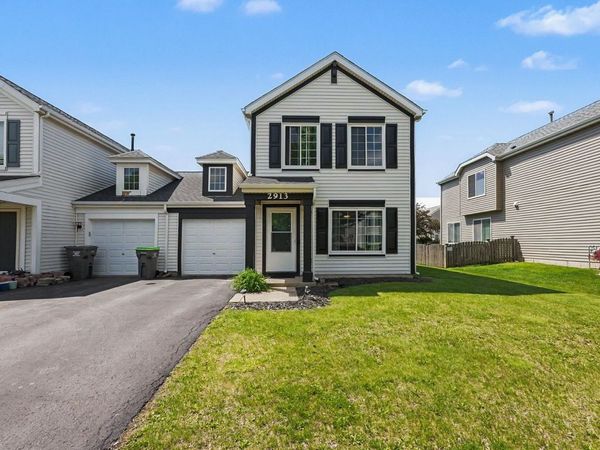 2913 Meadowview Lane , Montgomery, IL 60538