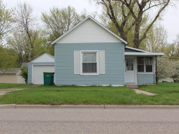 336 W Main Street W, Mayville, ND 58257