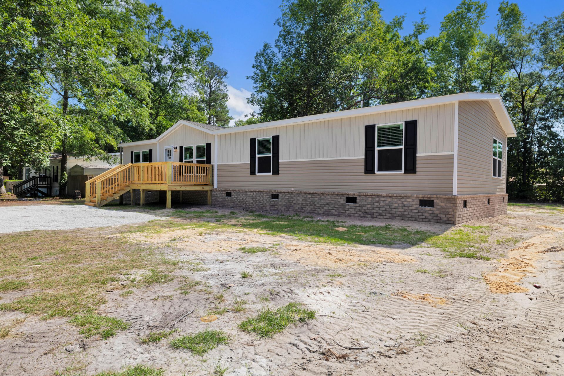 1044 Longpoint Road Photo 30