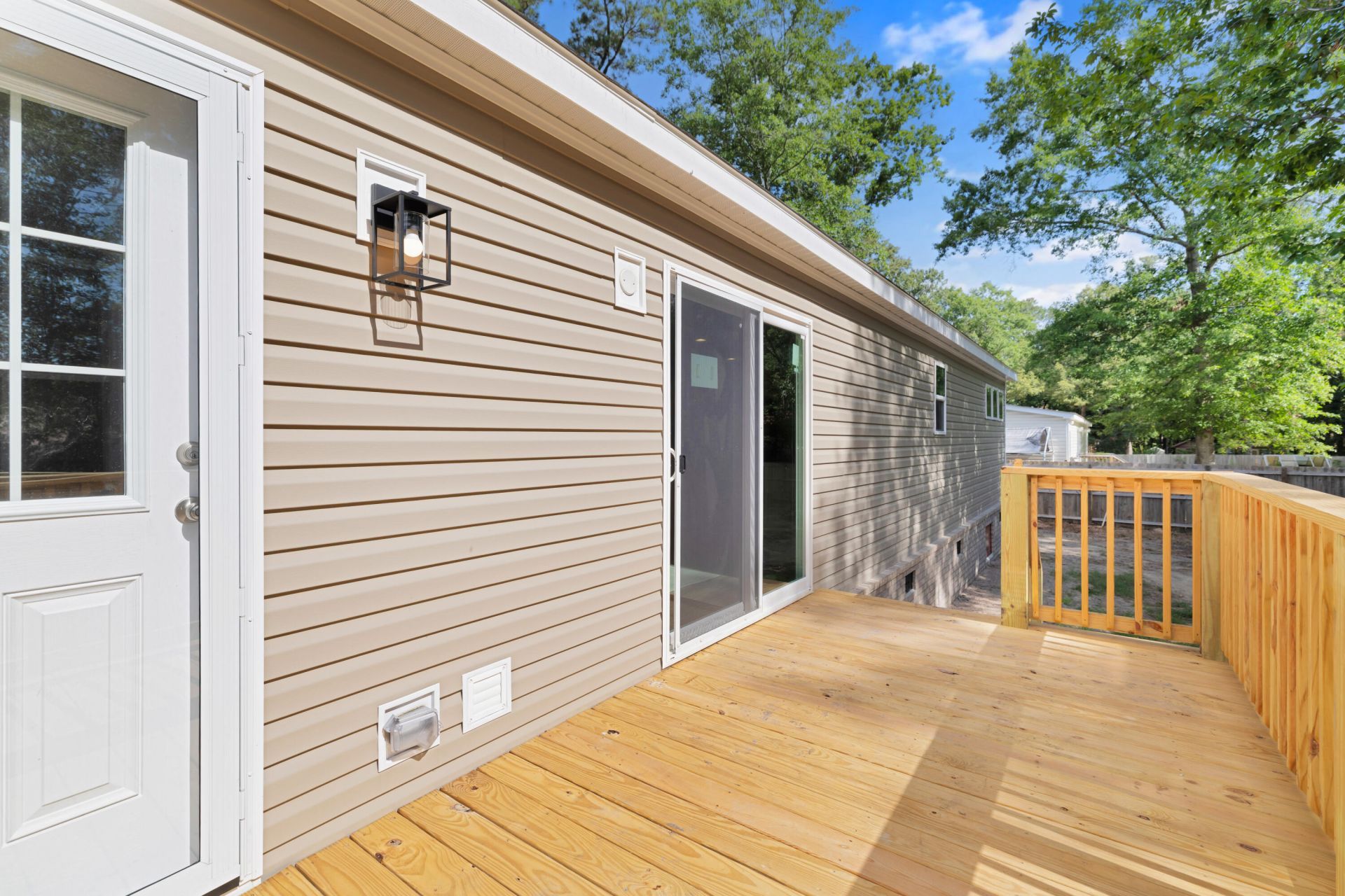 1044 Longpoint Road Photo 32