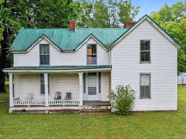338 W Park St, Guthrie, KY 42234