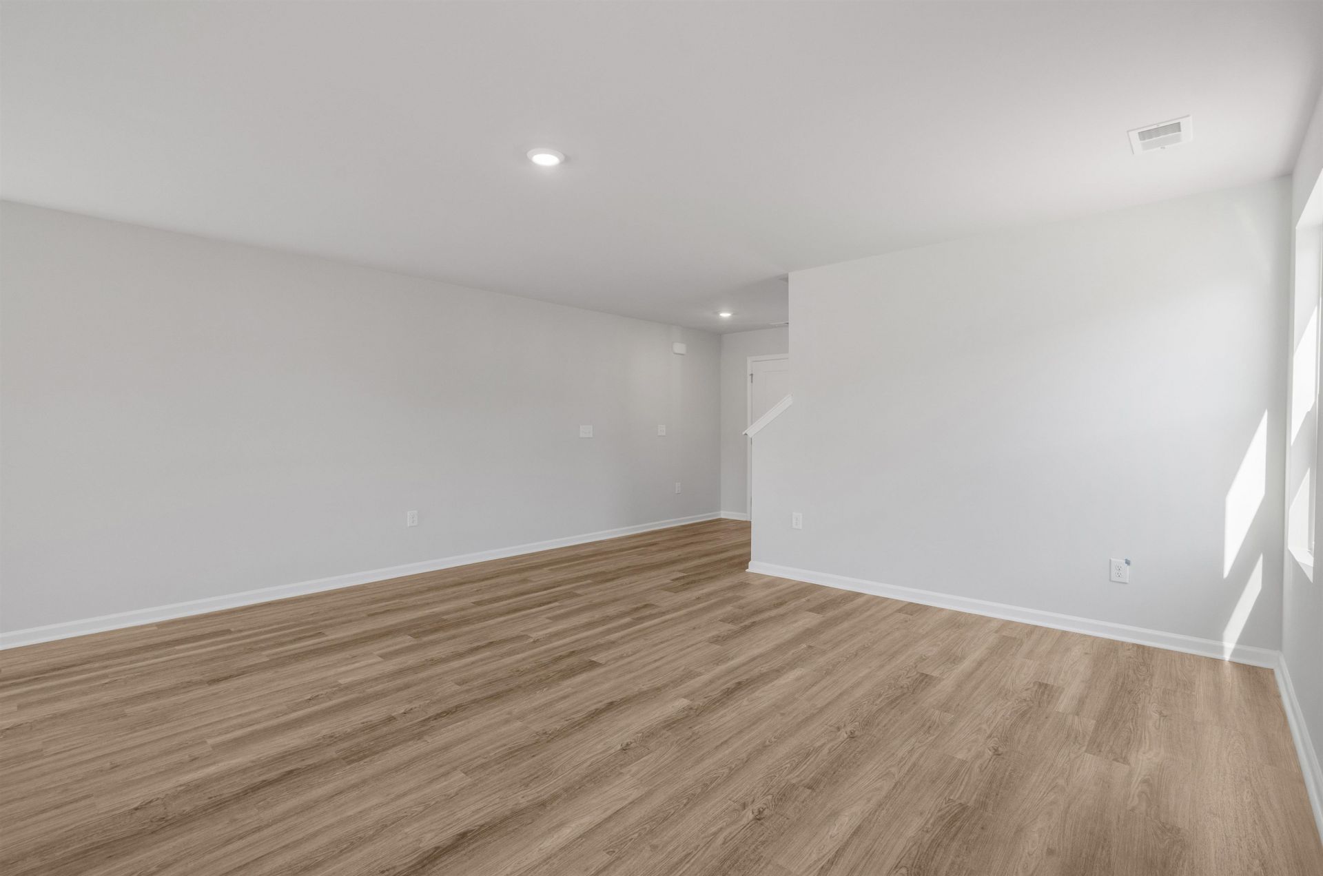 956 Caswell Dr. Photo 38