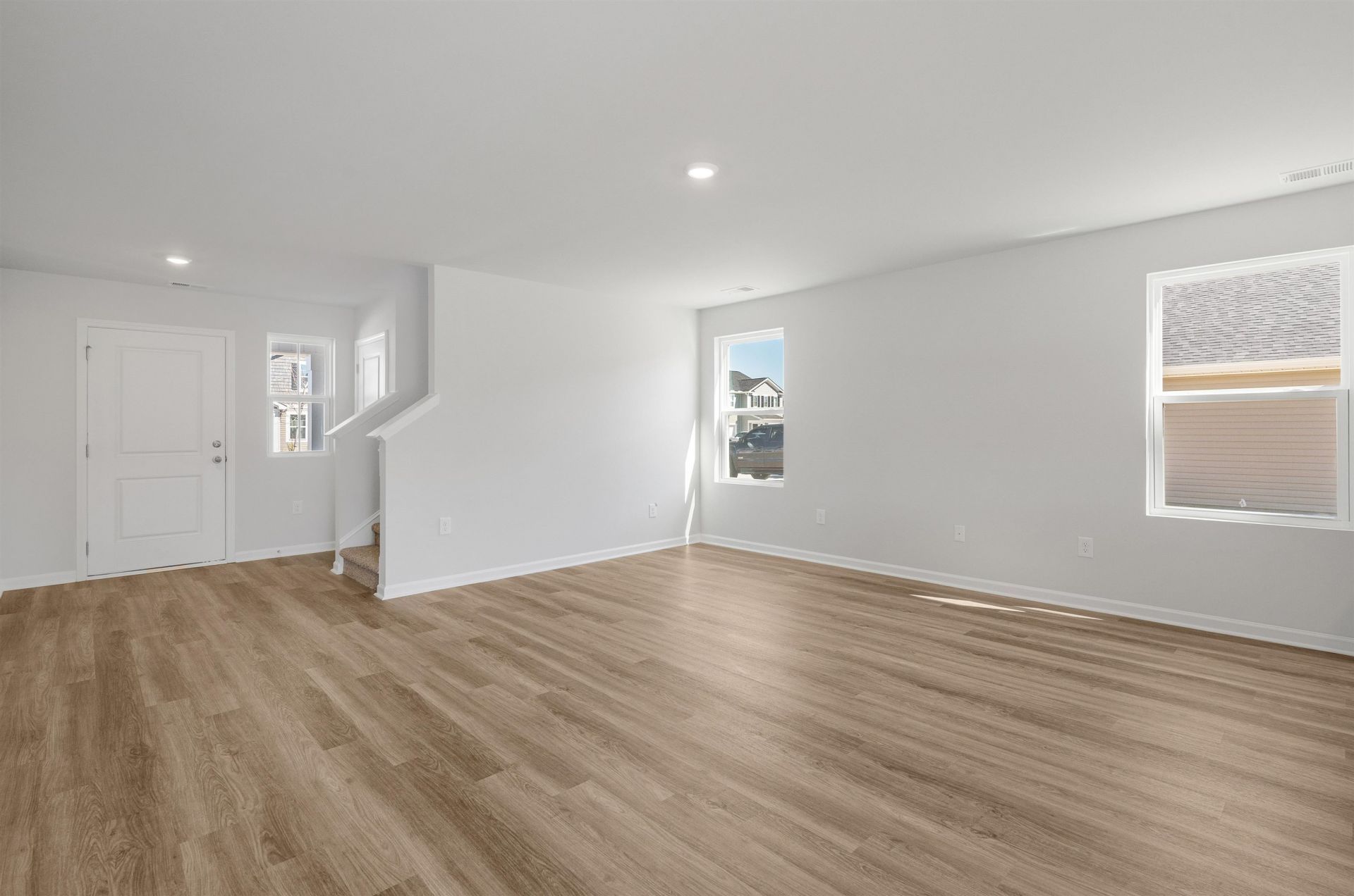 956 Caswell Dr. Photo 39
