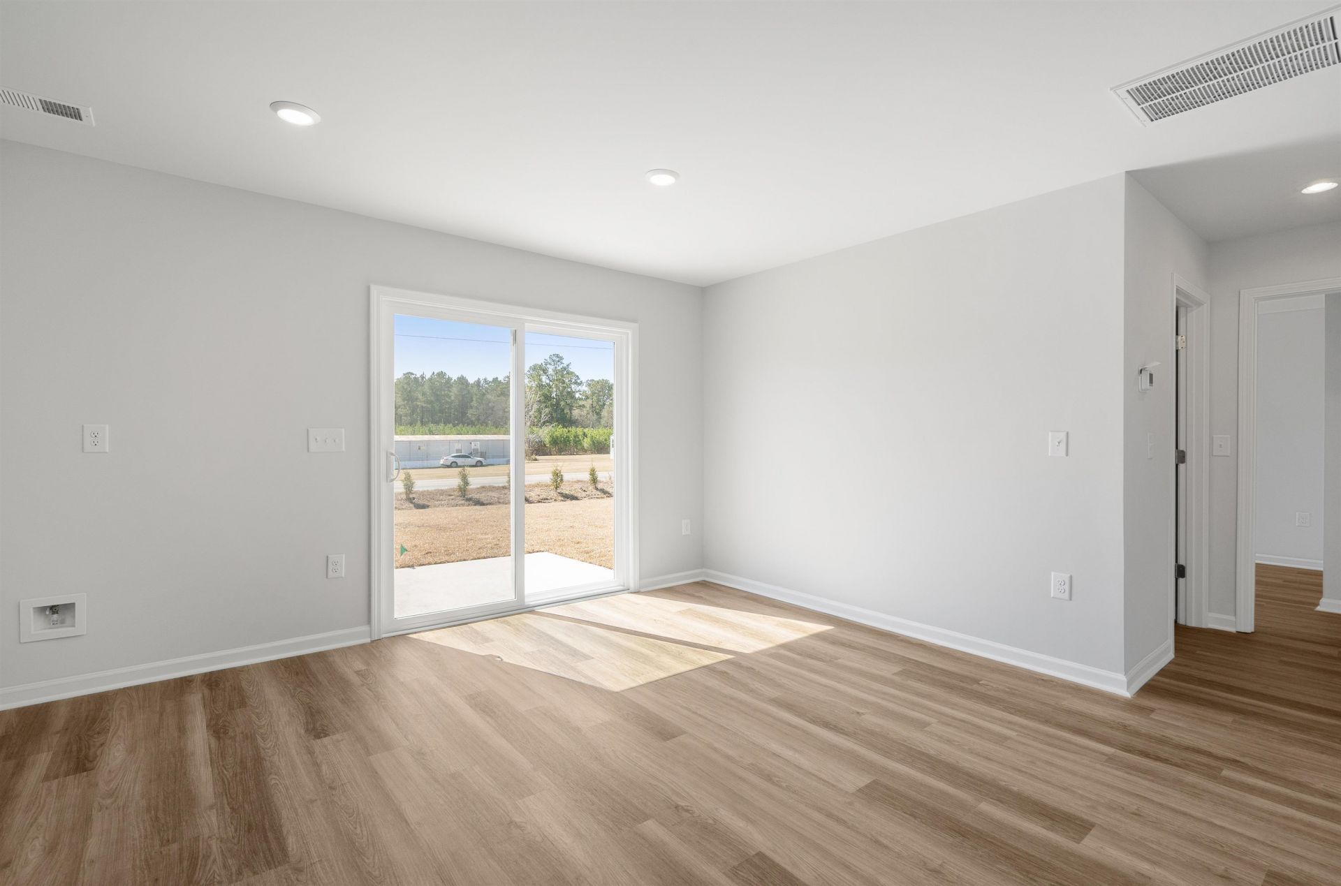 956 Caswell Dr. Photo 40