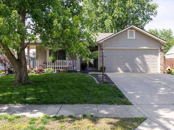 7420 Glensford Drive, Avon, IN 46123