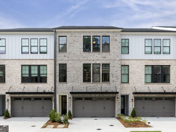2251 Crestview Drive NE, Brookhaven, GA 30319