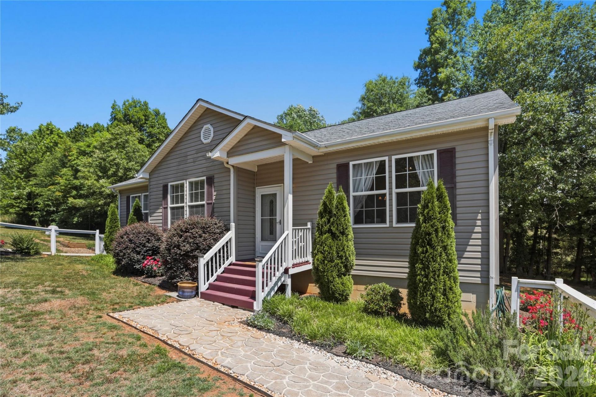 412 Lewis Road, Rutherfordton, NC 28139 Main Photo