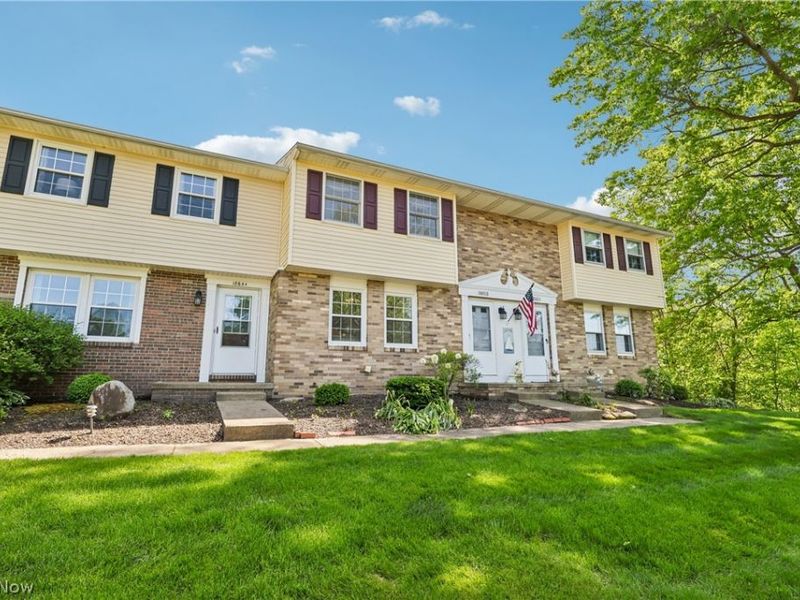 1860 Higby Drive, Unit B, Stow, OH 44224 Photo 2