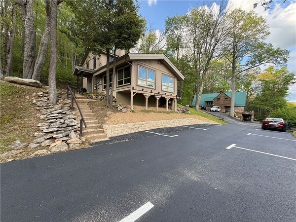 2666 County Line Road, Champion, PA 15622