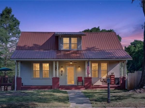 1305 E Meadow Road , Eden, NC 27288