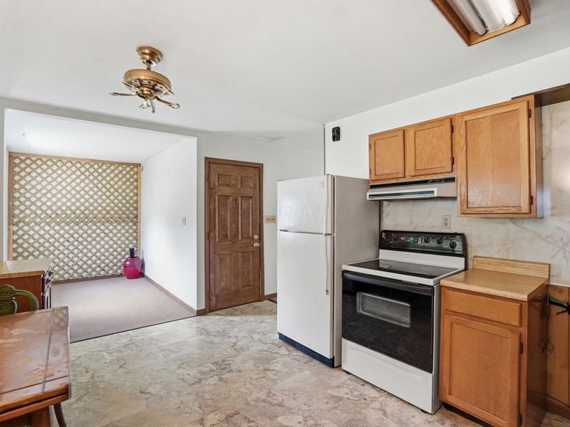 4681 Henley Avenue , Columbus, OH 43228 Photo 11