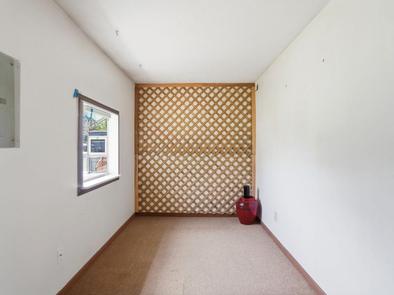 4681 Henley Avenue , Columbus, OH 43228 Photo 15