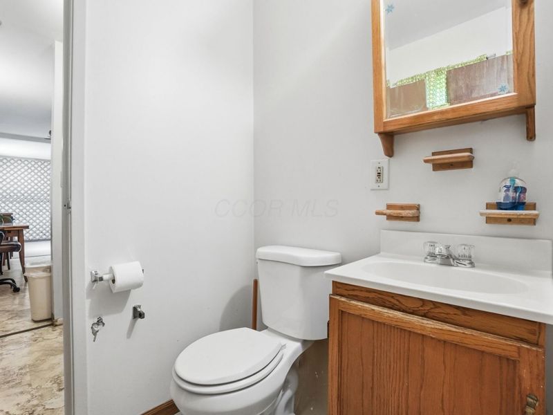 4681 Henley Avenue , Columbus, OH 43228 Photo 21