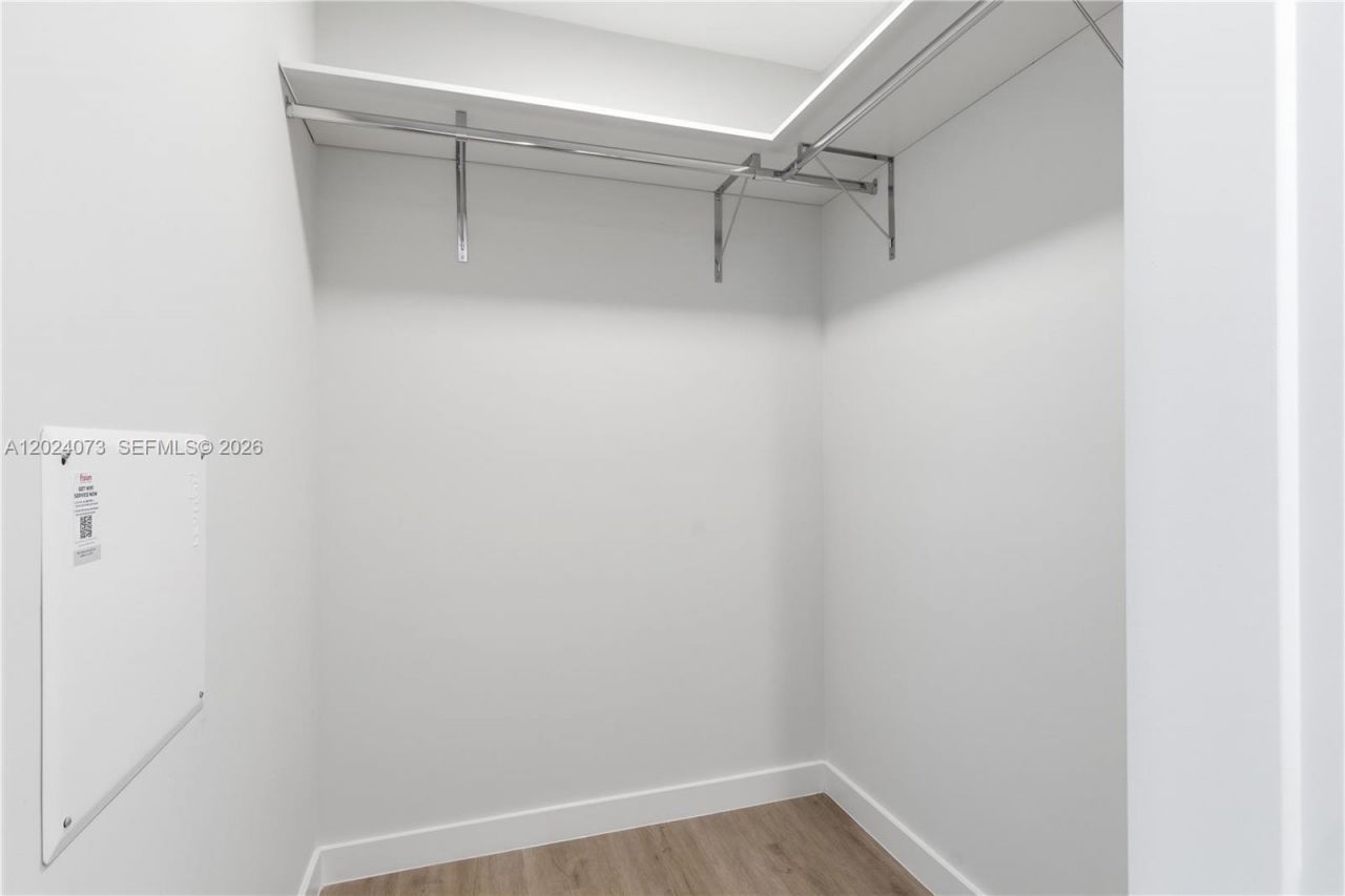 697 N Miami Ave, Unit 1810, Miami, FL 33136 Photo