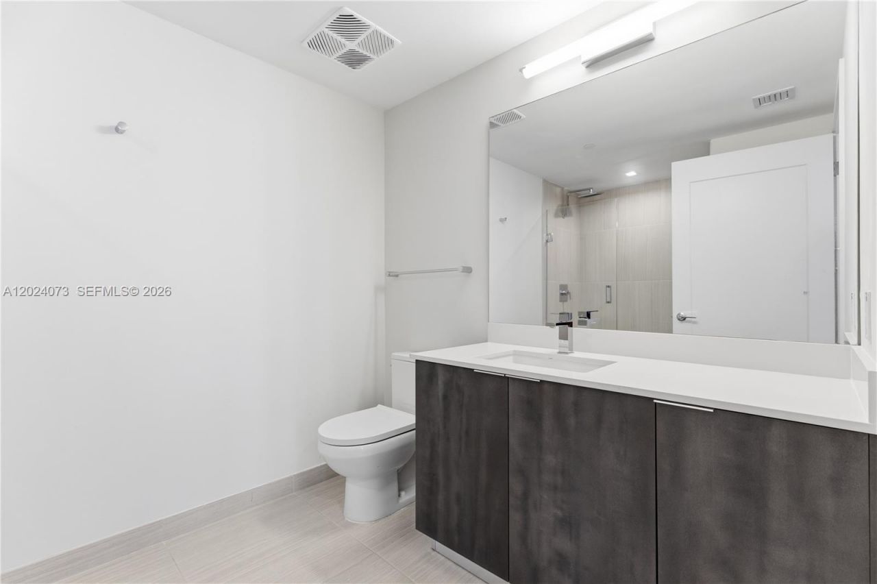 697 N Miami Ave, Unit 1810, Miami, FL 33136 Photo