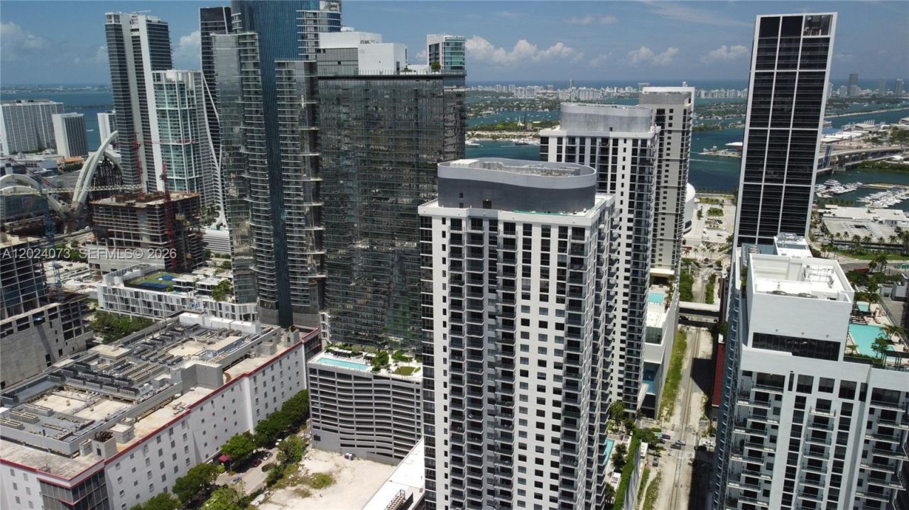 697 N Miami Ave, Unit 1810, Miami, FL 33136 Photo