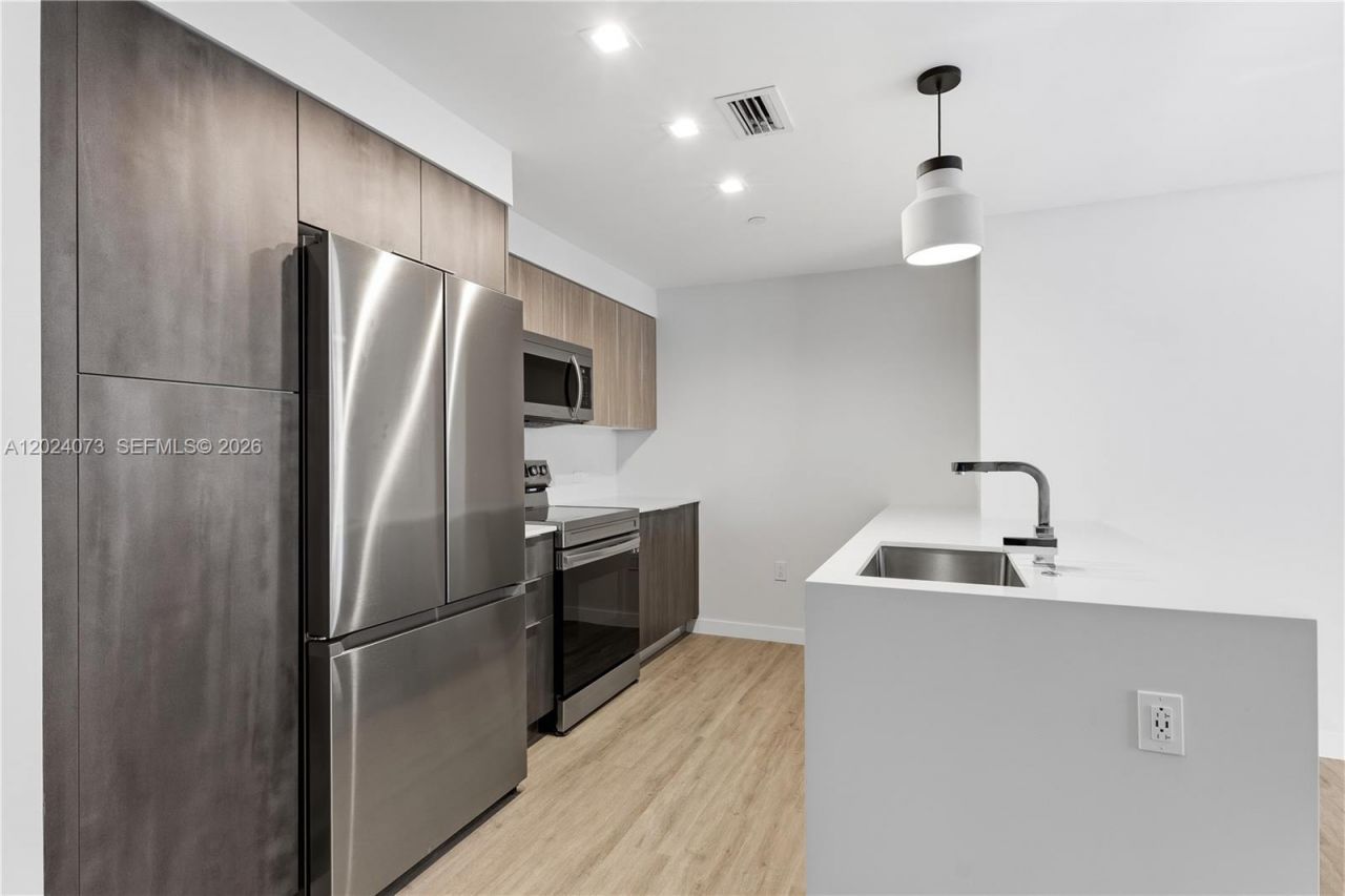 697 N Miami Ave, Unit 1810, Miami, FL 33136 Photo
