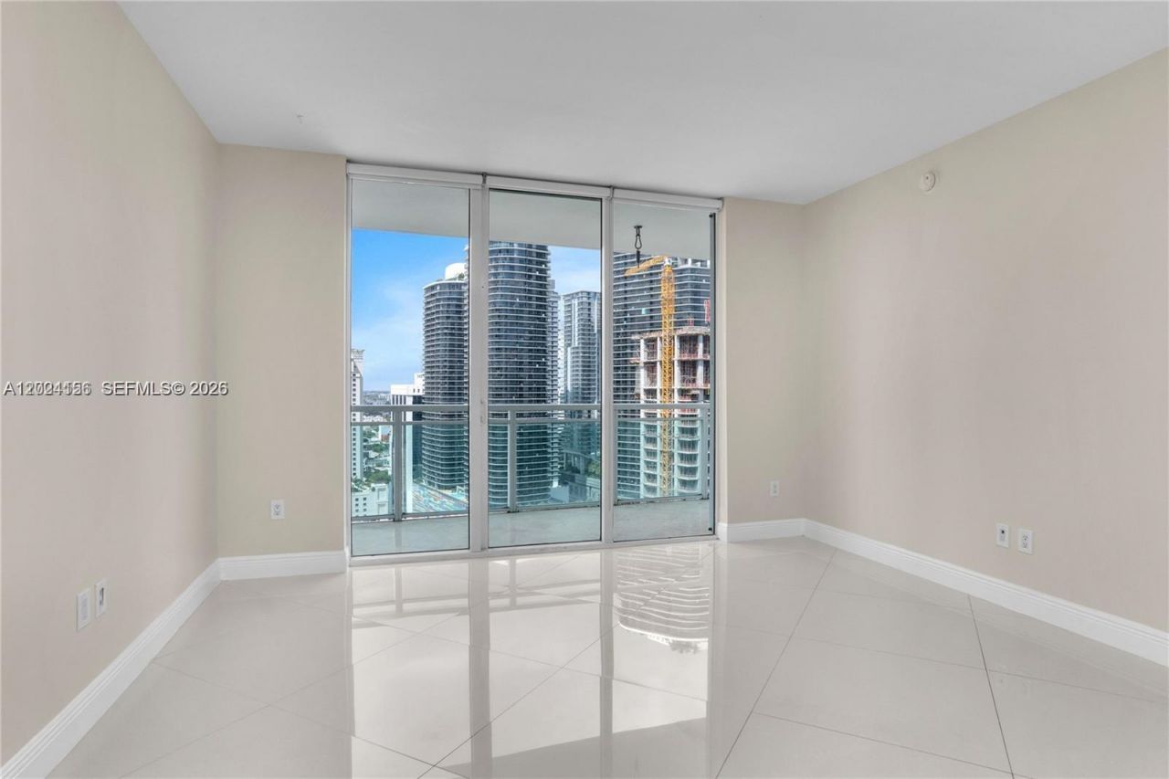 951 Brickell Ave , Unit 3107, Miami, FL 33131 Photo