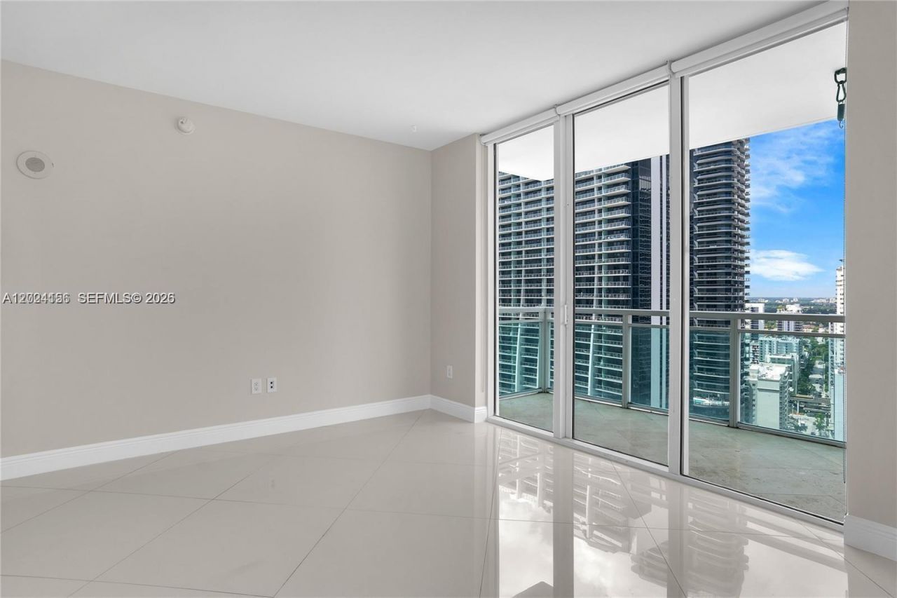 951 Brickell Ave , Unit 3107, Miami, FL 33131 Photo