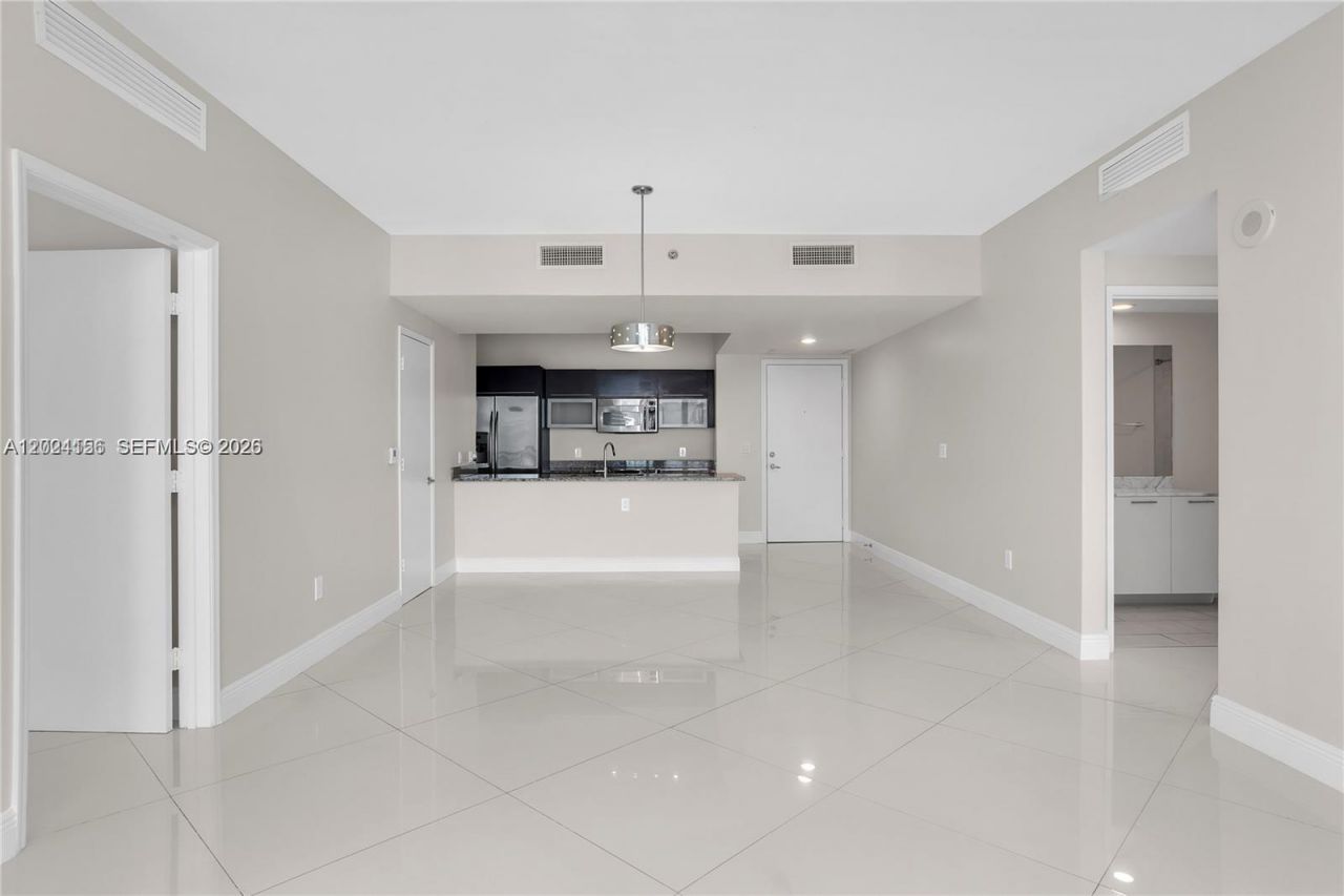 951 Brickell Ave , Unit 3107, Miami, FL 33131 Photo