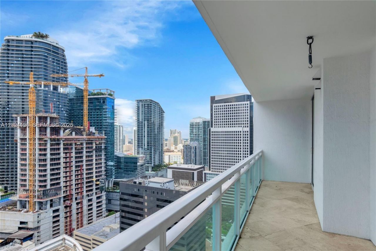 951 Brickell Ave , Unit 3107, Miami, FL 33131 Photo