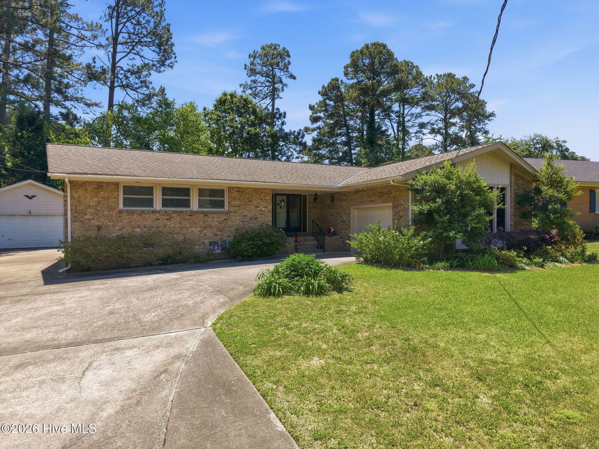 103 Graham Street, Greenville, NC 27858 Main Photo