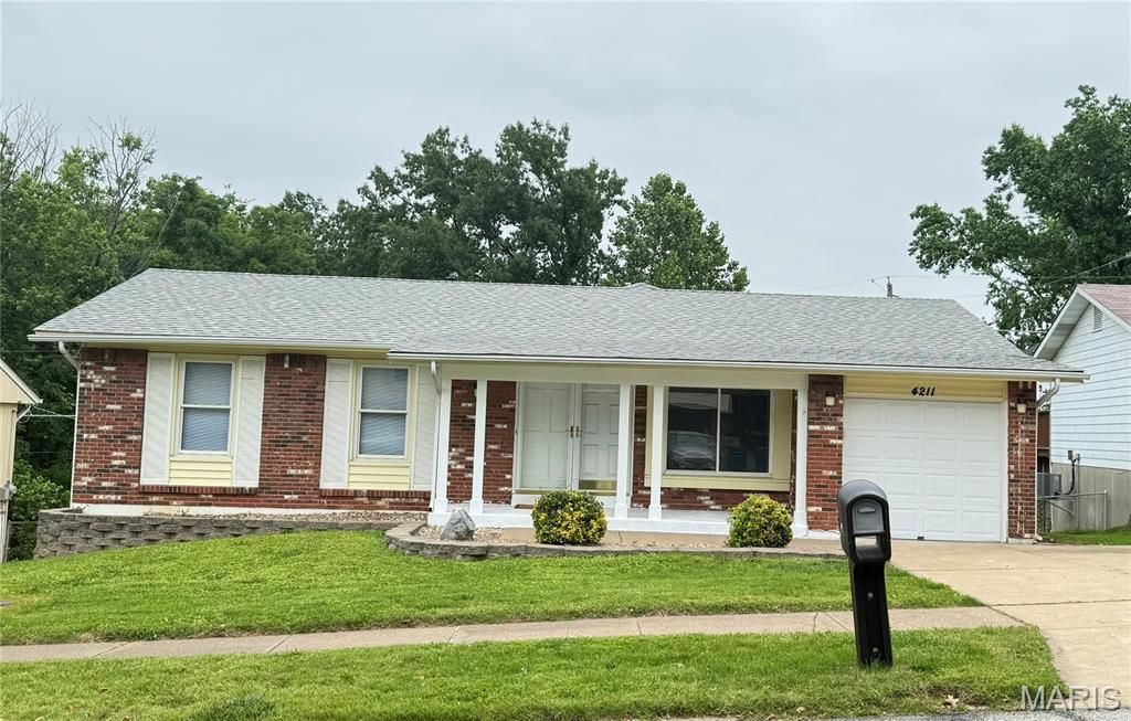 4211 Martyridge Drive, Saint Louis, MO 63129 Main Photo