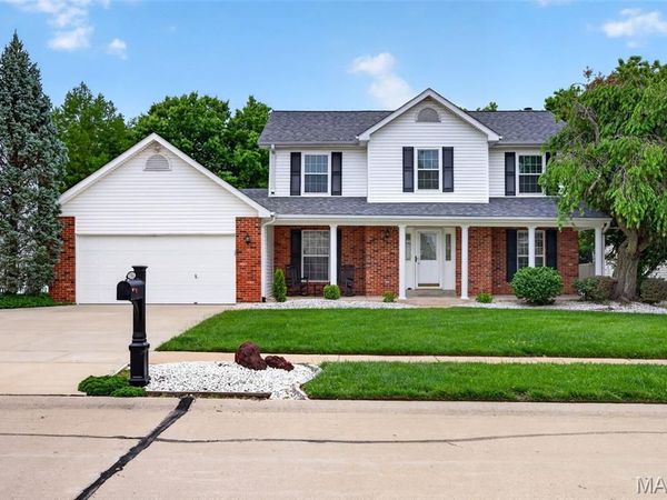 2764 Kettering Drive , St Charles, MO 63303