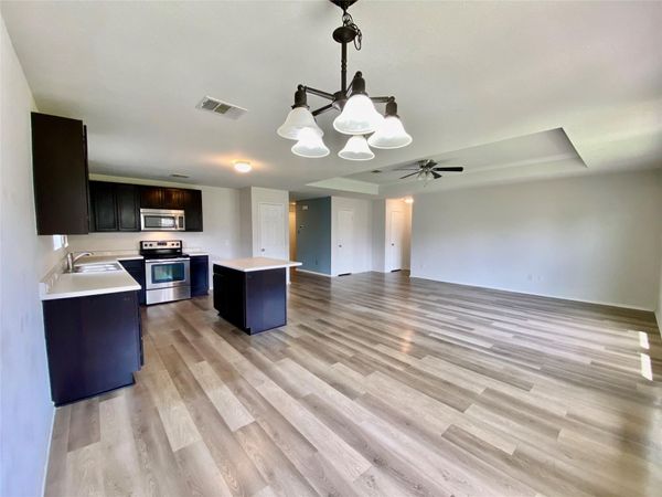 108 King Elder LN, Leander, TX 78641