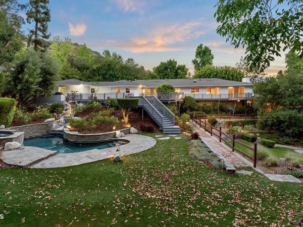 1650 Knollwood Drive, Pasadena, CA 91103