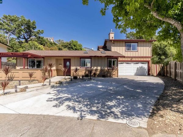 144 Dartmouth Pl, Benicia, CA 94510