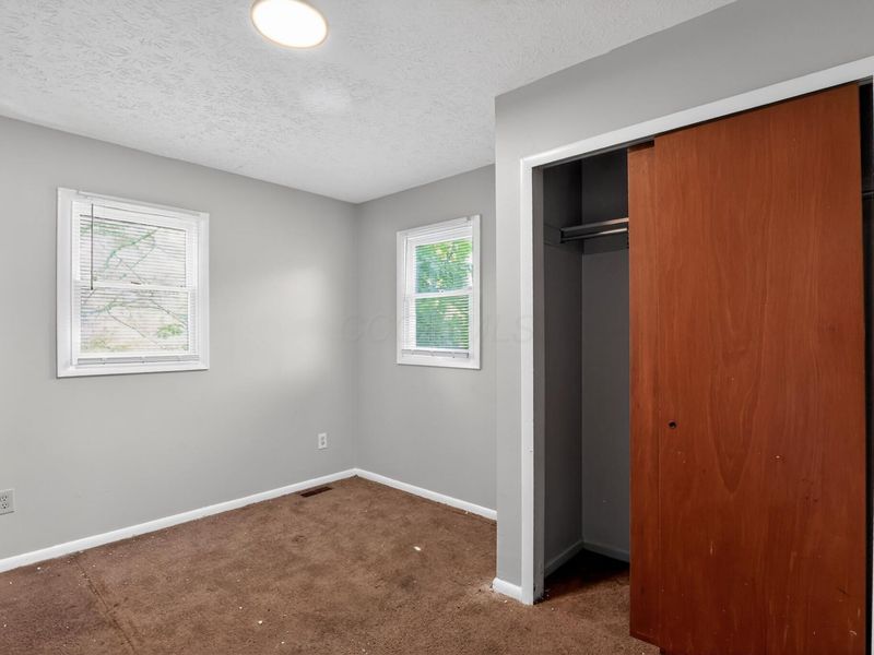 1537 E 214th Street , Euclid, OH 44117 Photo 10