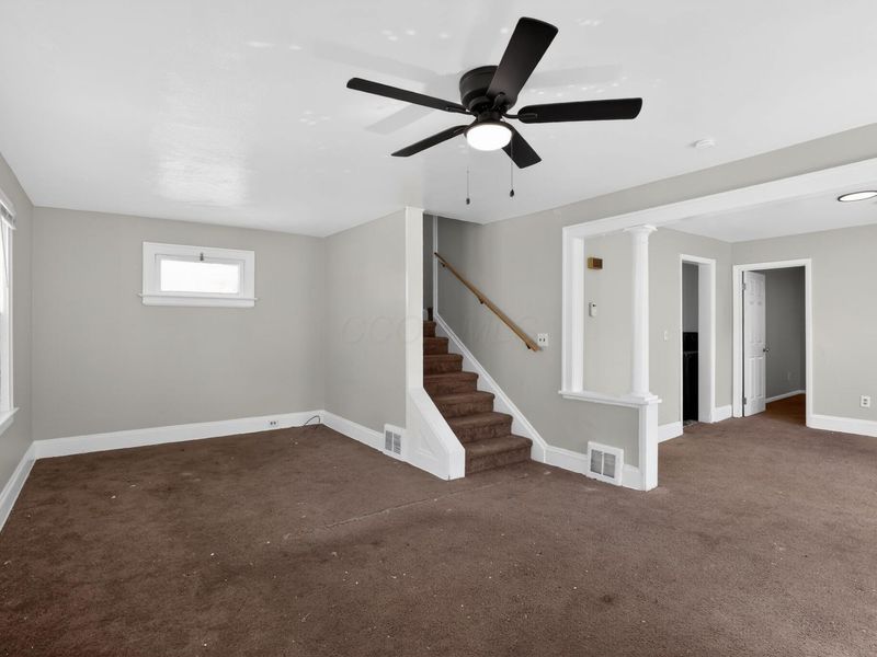1537 E 214th Street , Euclid, OH 44117 Photo 3