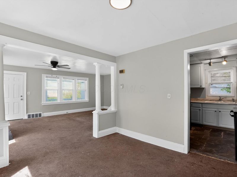 1537 E 214th Street , Euclid, OH 44117 Photo 6