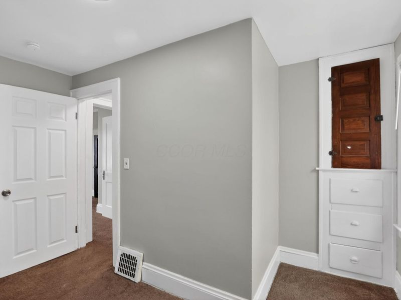 1537 E 214th Street , Euclid, OH 44117 Photo 9