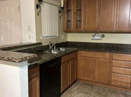 3715 Tallyho Dr #32, Unit 32, Sacramento, CA 95826 Photo