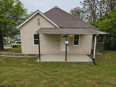 403 Capitol Avenue, Clarksburg, WV 26301
